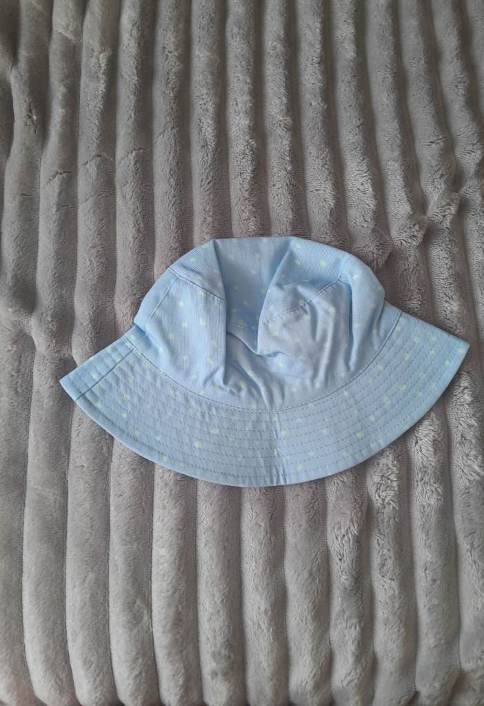 Kids blue summer hat