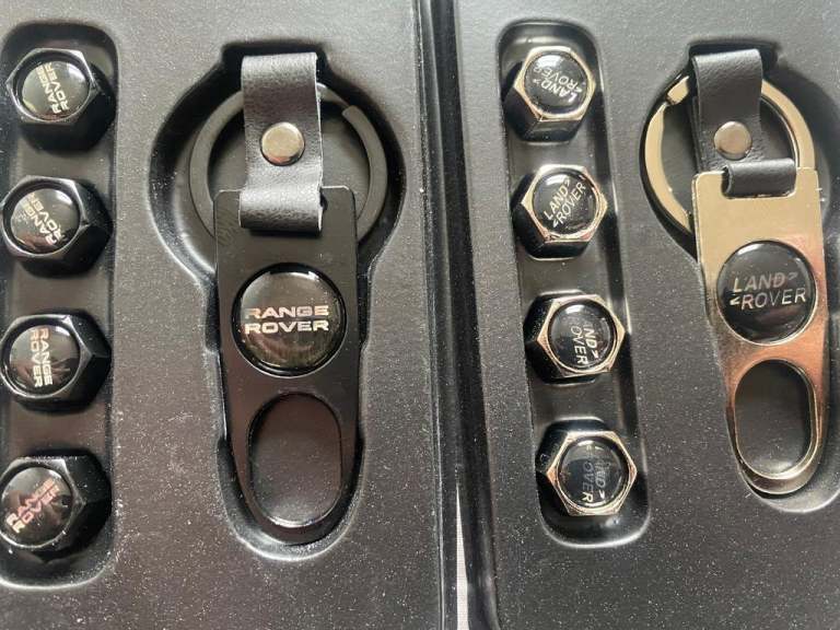 Range rover land Alloy wheels dust caps air valve covers with keyring
