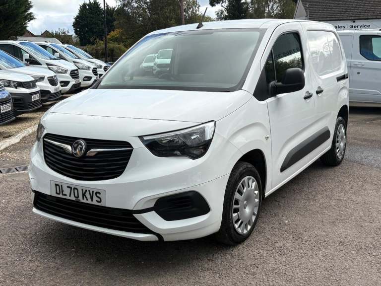 VAUXHALL COMBO 1.6 Turbo D 2300 Sportive +Â