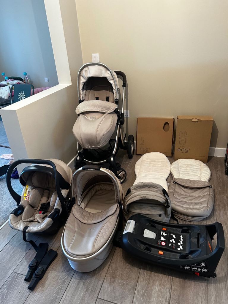 egg 2 travel system 