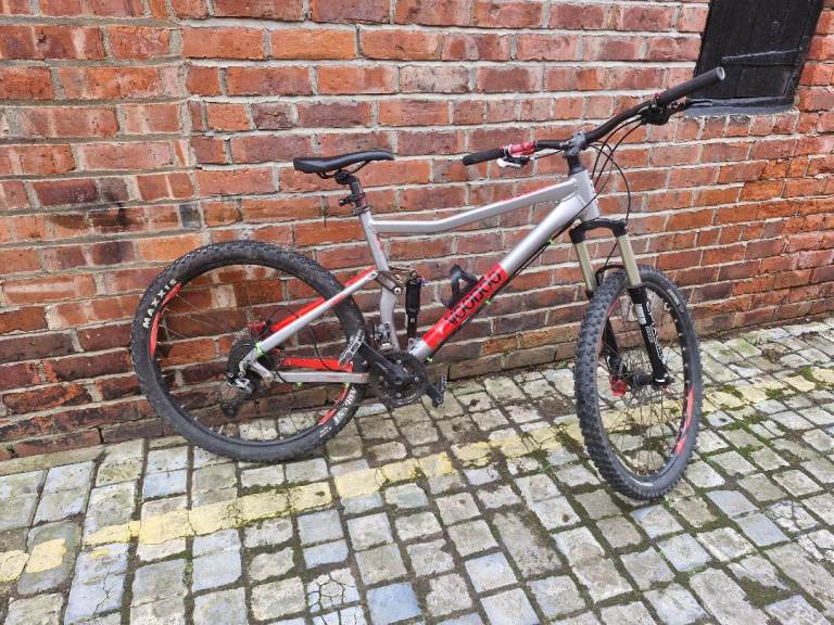 Mountain bike size M