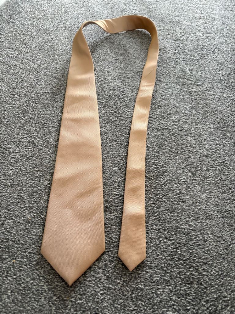 Men’s tie - gold 