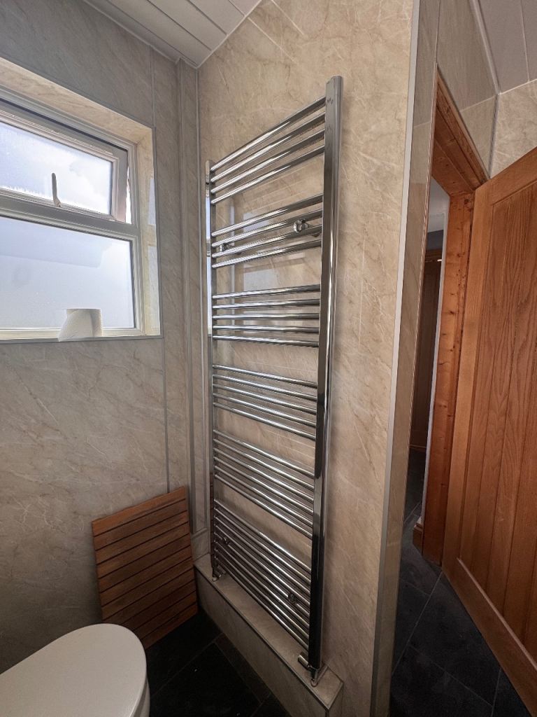 Towel radiator 