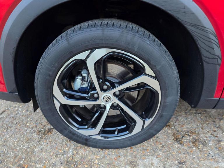 2023 MG MG HS 1.5 T-GDI PHEV SE 5dr Auto ESTATE PETROL/ELECTRIC Automatic