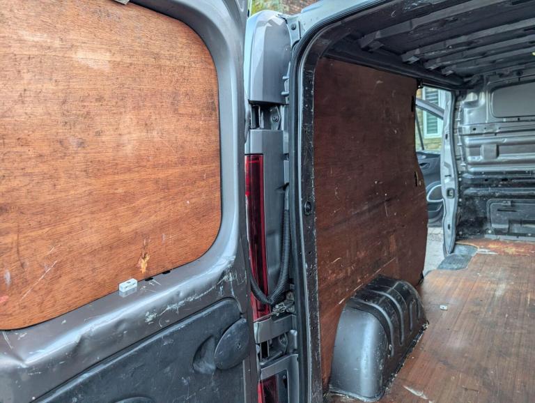 2015 Vauxhall Vivaro 2900 1.6CDTI BiTurbo 120PS ecoFLEX Sportive H1 Van PANEL VAN DIESEL Manual