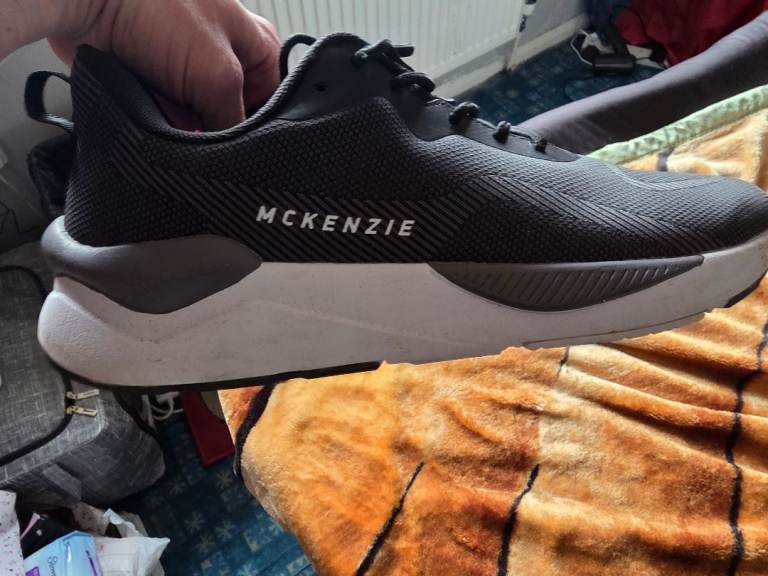 mckenzie trainers size 11 for MEN