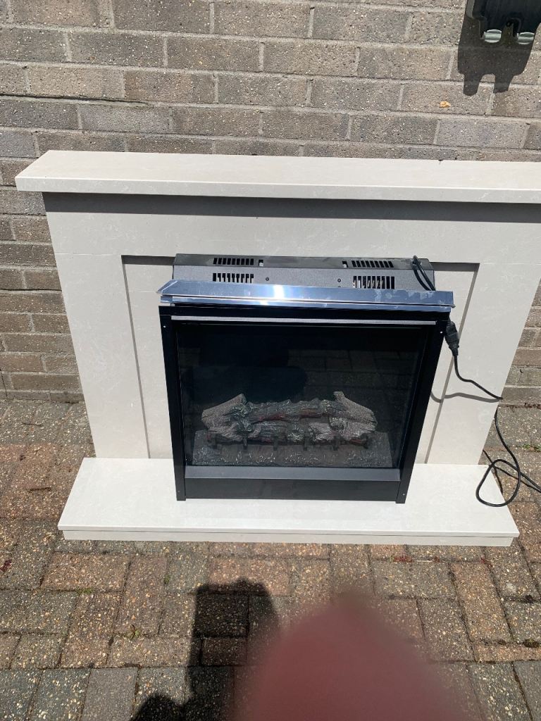 Fire surround with electric fire