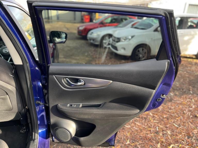 2018 Nissan Qashqai 1.5 dCi N-Connecta Euro 6 (s/s) 5dr HATCHBACK Diesel Manual