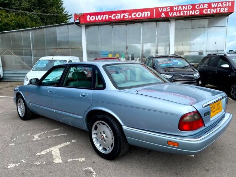 Jaguar XJ XJ6 SPORT 4.0 - AUTO, ONLY 56274 MILES, 1 FORMER LOCAL OWNER 16'ALLOYS