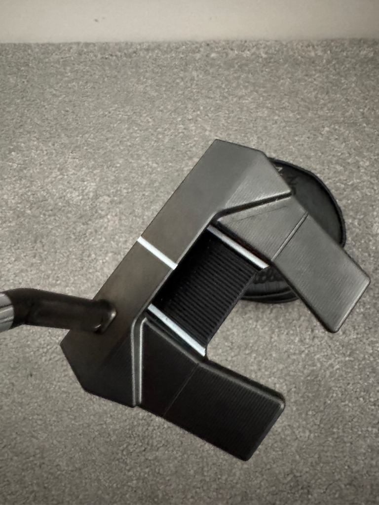 As New Scotty Cameron Black Limited Edition Phantom 5.5 Putter