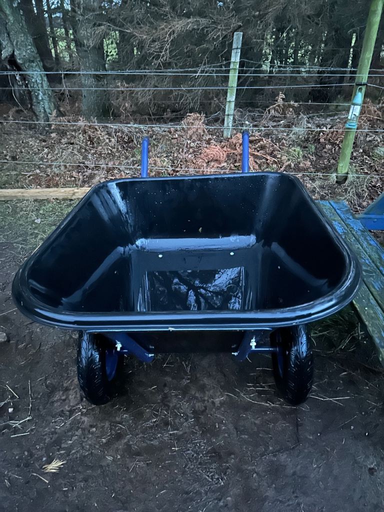 Wheel barrow - double wheeled