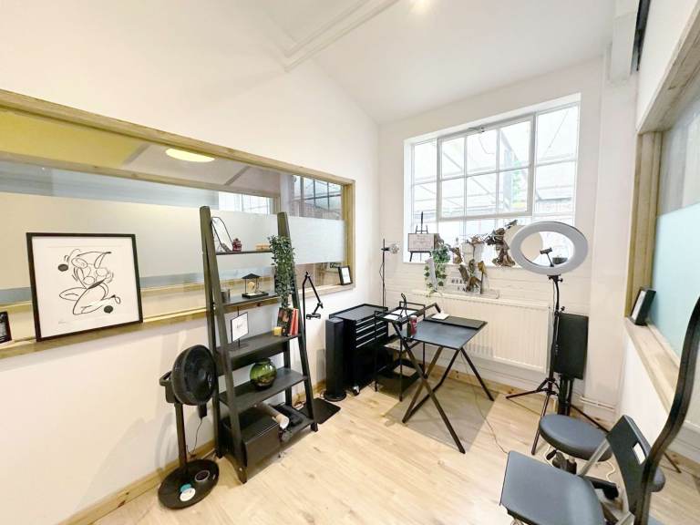  Beauty Room | Office | Creative Space | Commercial Unit in Wimbledon South West London SW19