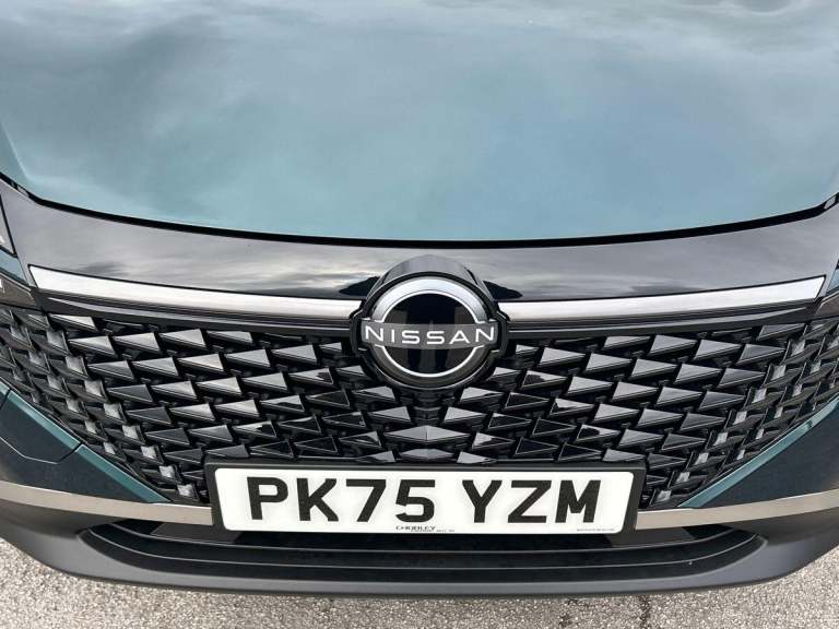 2025 Nissan Qashqai 1.3 DiG-T MH Acenta Premium 5dr HATCHBACK PETROL Manual