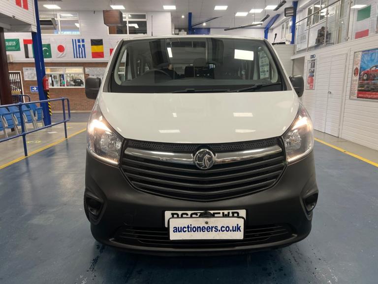 2018 Vauxhall Vivaro L2 1.6CDTI 120PS 9 SEAT LWB MINIBUS (EURO 6) ------------------------------ ...