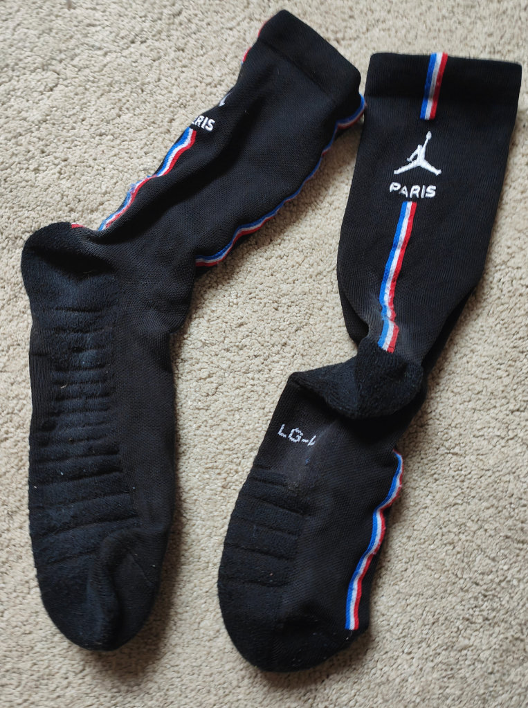 Men JORDAN PSG SQUAD CREW SOCKS UK 11-14.5 good condit RRP£30