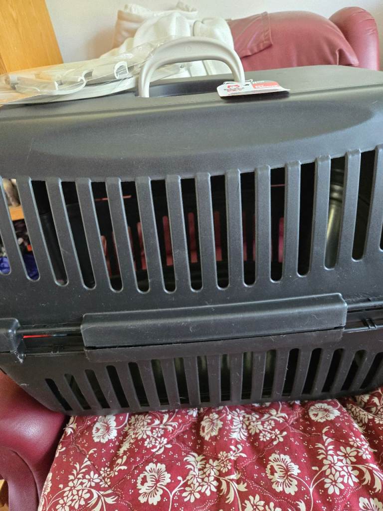 Pet carrier