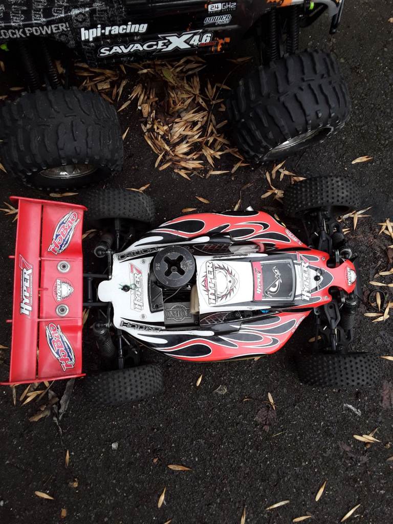 Rc cars  one a savage xl and a hyper 7 with spare engine 