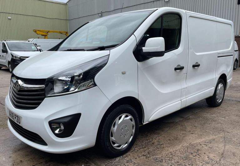 2018 Vauxhall Vivaro 1.6 CDTi 2900 Sportive L1 H1 Euro 6 5dr PANEL VAN Diesel Manual