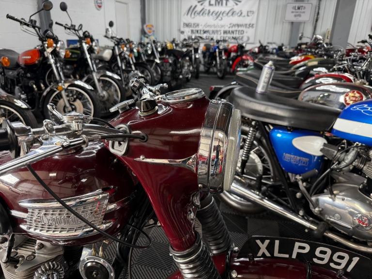 1960 triumph 5ta 500 twin, outstanding condition, Px welcome 