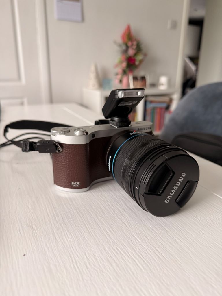 Samsung NX300 camera