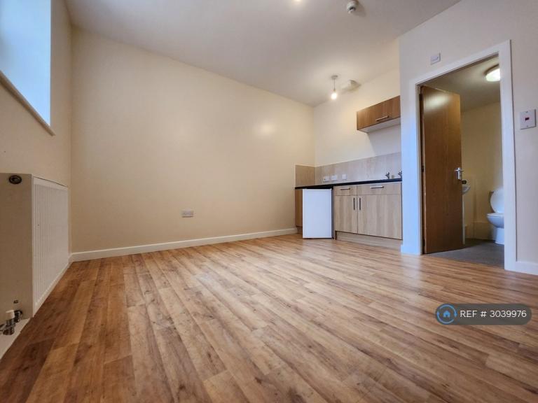 1 bedroom in Liverpool Road, Stoke-On-Trent, ST4 (#3039976)