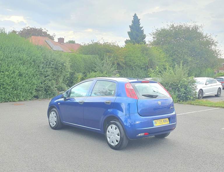 Fiat Punto Long Mot Hatchback, 2009, Manual, 1368 (cc), 5 doors