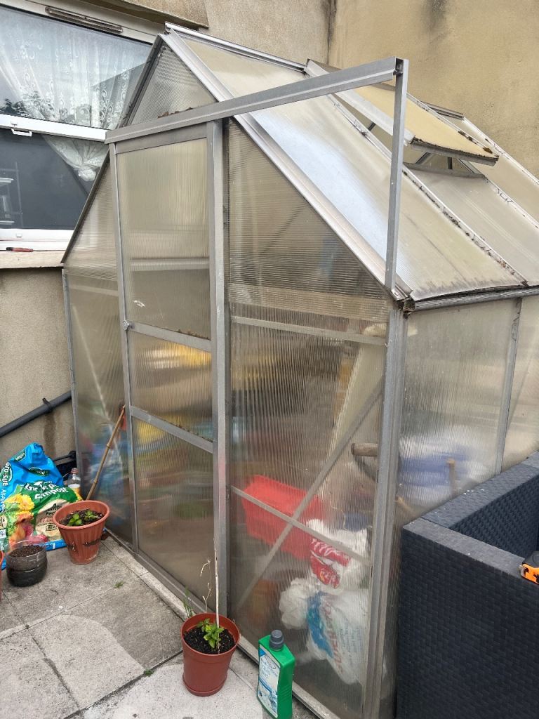 Green house 