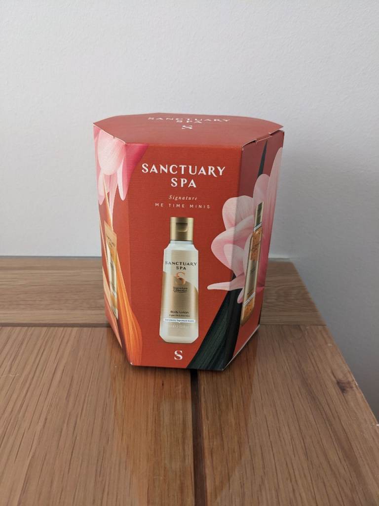 Sanctuary spa set. New