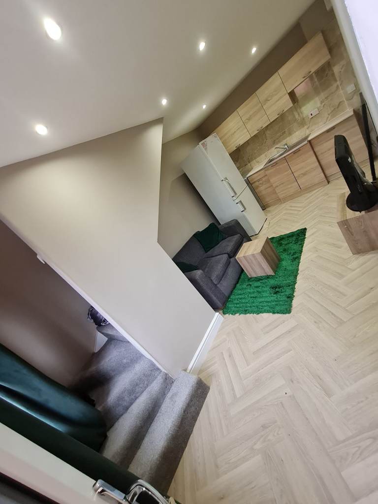 1 bed flat/house inc bills furnished