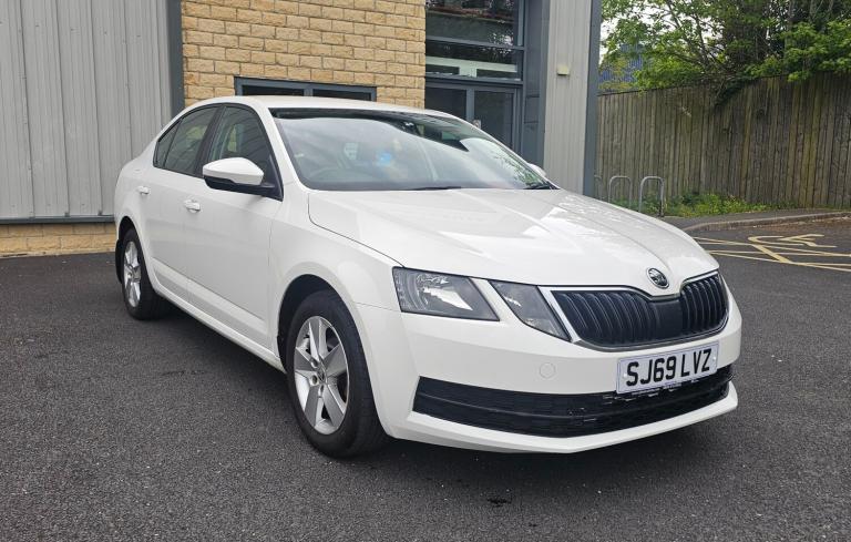 2019 Skoda Octavia 1.6 TDI CR S 5dr HATCHBACK Diesel Manual