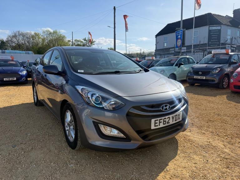 2012 Hyundai i30 1.6 CRDi Blue Drive Active 5dr HATCHBACK Diesel Manual