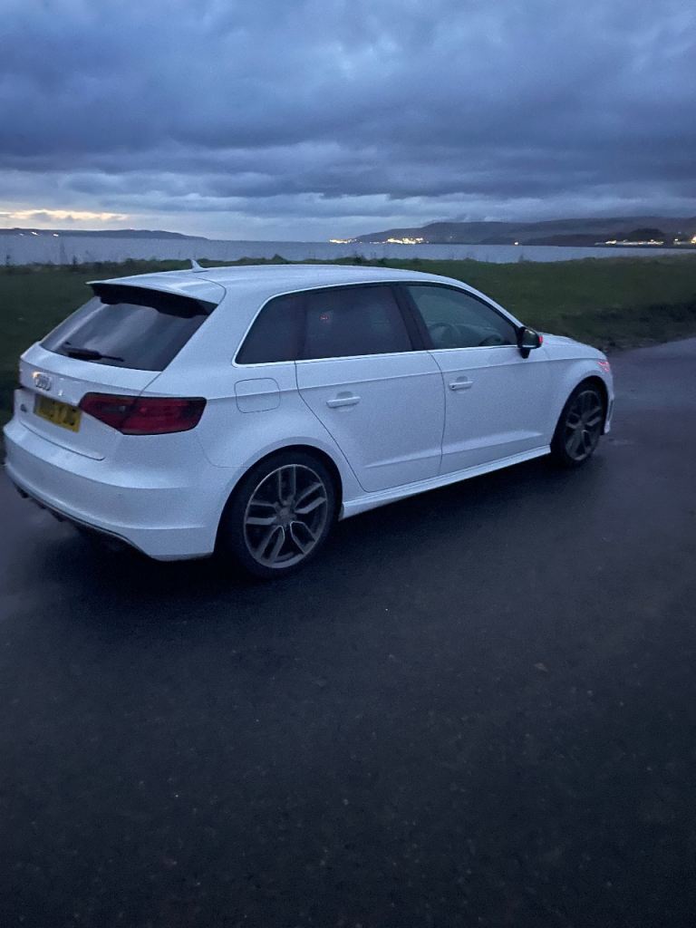 Audi, A3, Hatchback, 2015, Semi-Auto, 1984 (cc), 5 doors