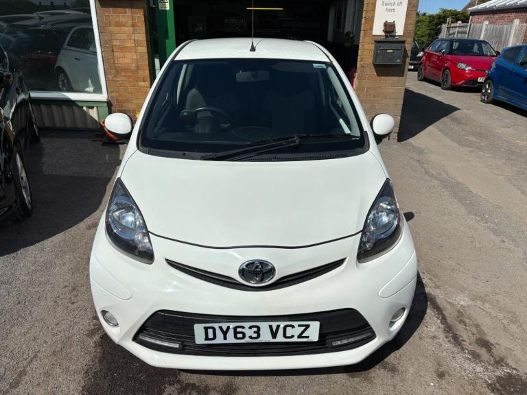 2013 Toyota AYGO 1.0 VVT-i Mode 3dr HATCHBACK Petrol Manual