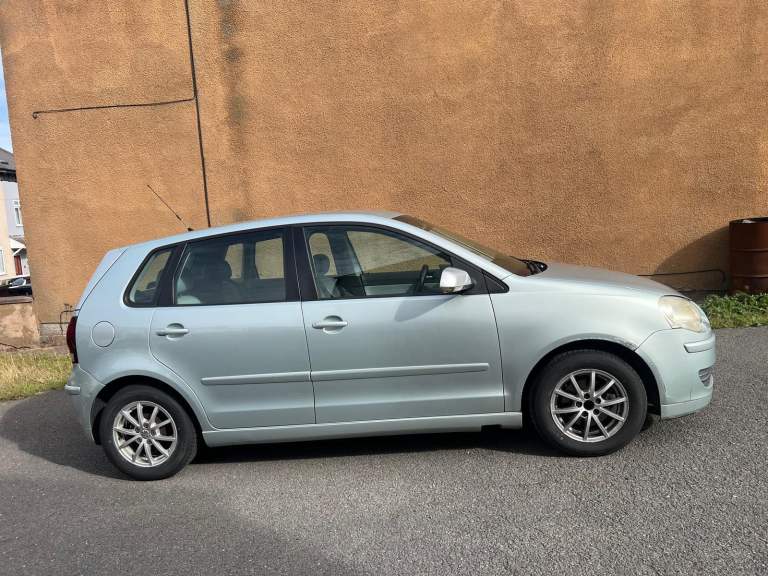 2009/09 VOLKSWAGEN POLO 2 1.4 TDI BLUEMOTION £20 TAX