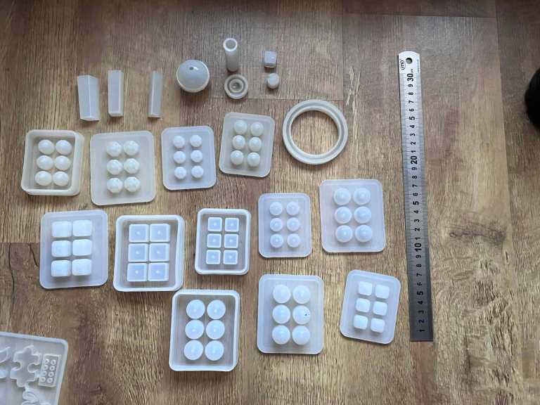 Silicone Resin Moulds for Crafts or Jewelery making