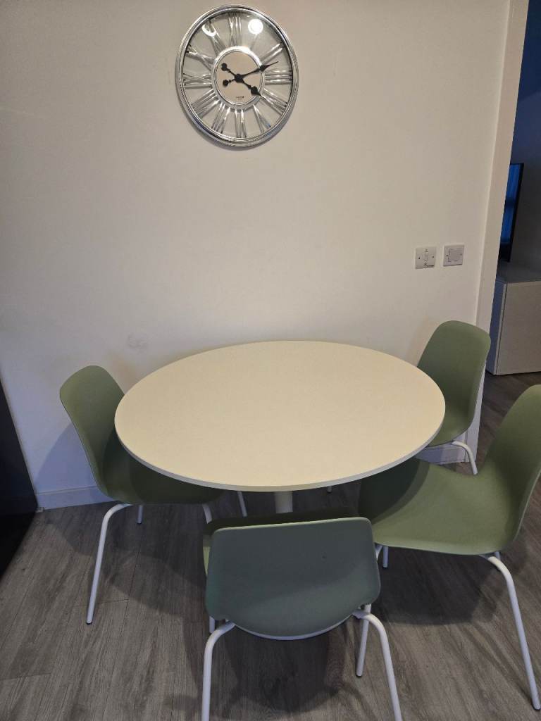 Dining set