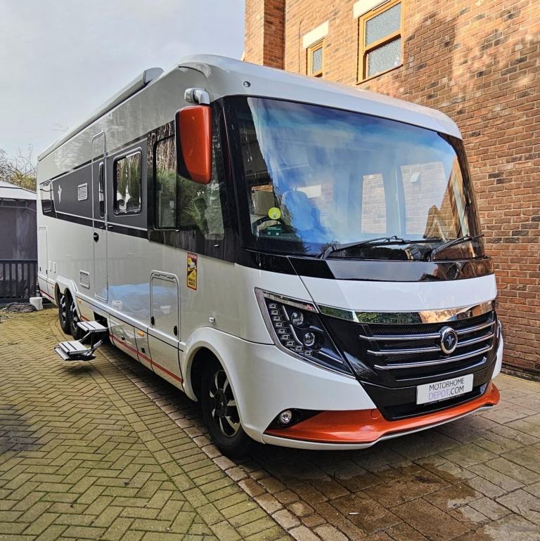 Niesmann + Bischoff Arto 88 EK - 2024 - Twin Beds - FOR SALE