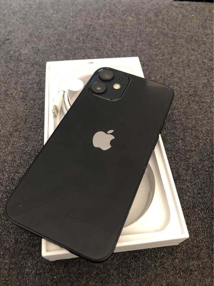 iPhone 12 mini unlocked 64gb