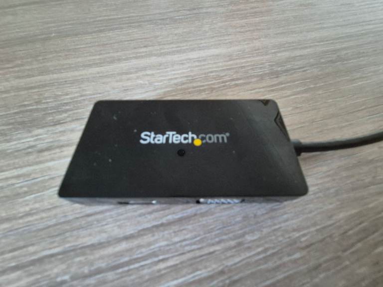 Microsoft surface pro adapter