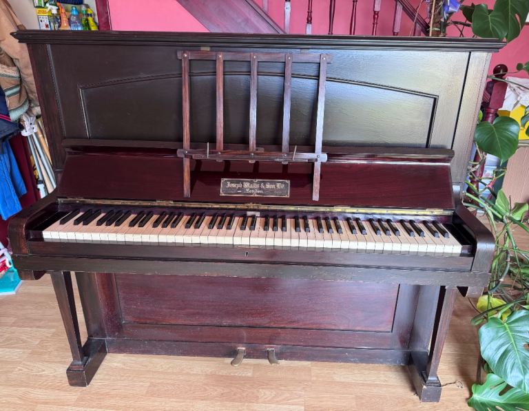 Free Upright Piano