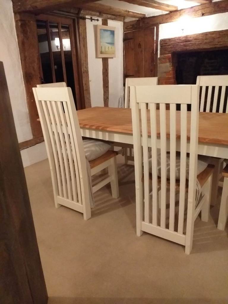Table and 6 chairs