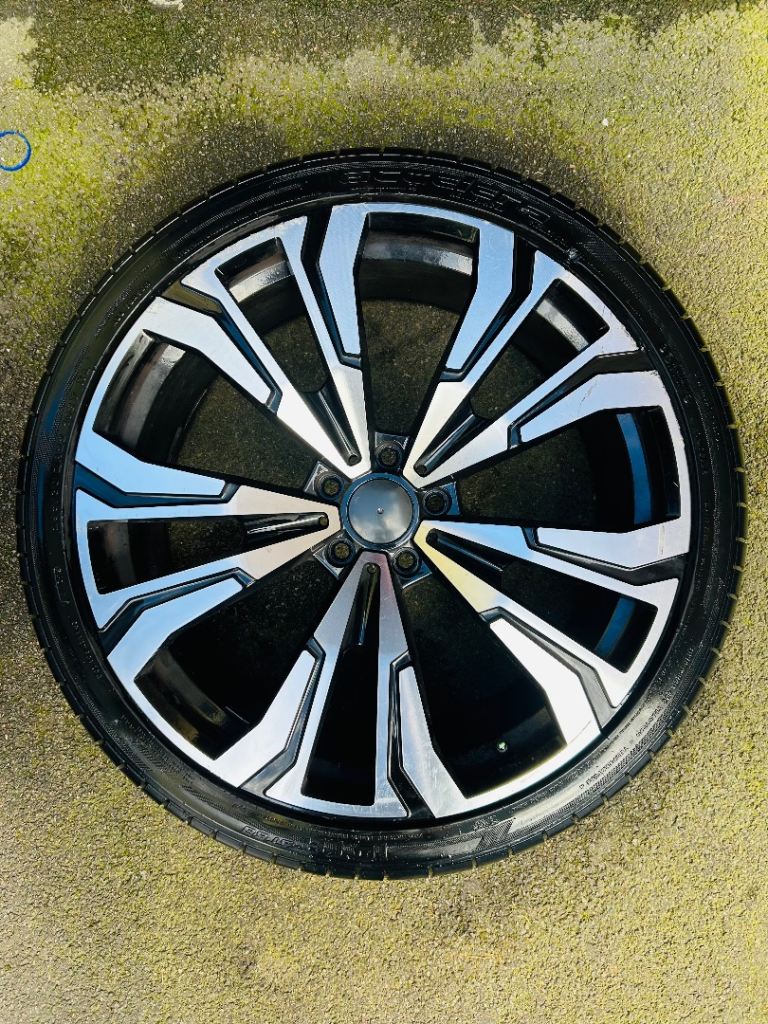 22” Range Rover Sport OEM Diamond Cut Alloy 9.5J ET37 295/30ZR22 5x120 Genuine