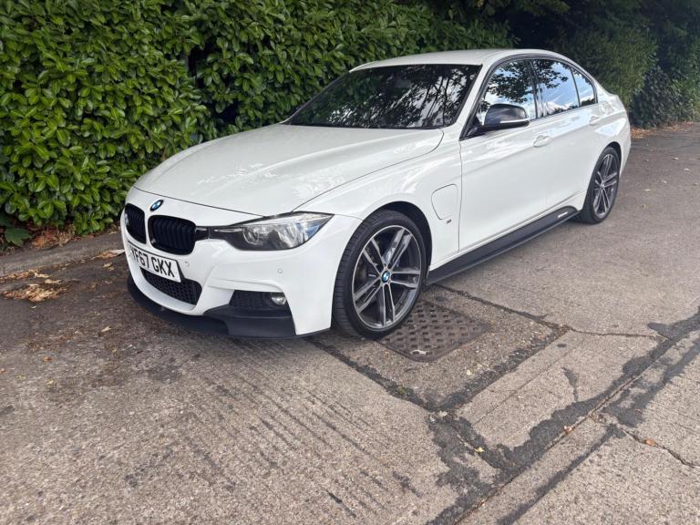 2017 BMW 3 Series 2.0 330e 7.6kWh M Sport Shadow Edition Auto Euro 6 (s/s) 4dr