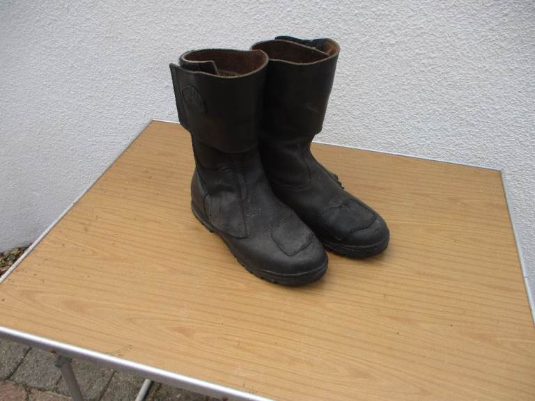 Motorcycle boots