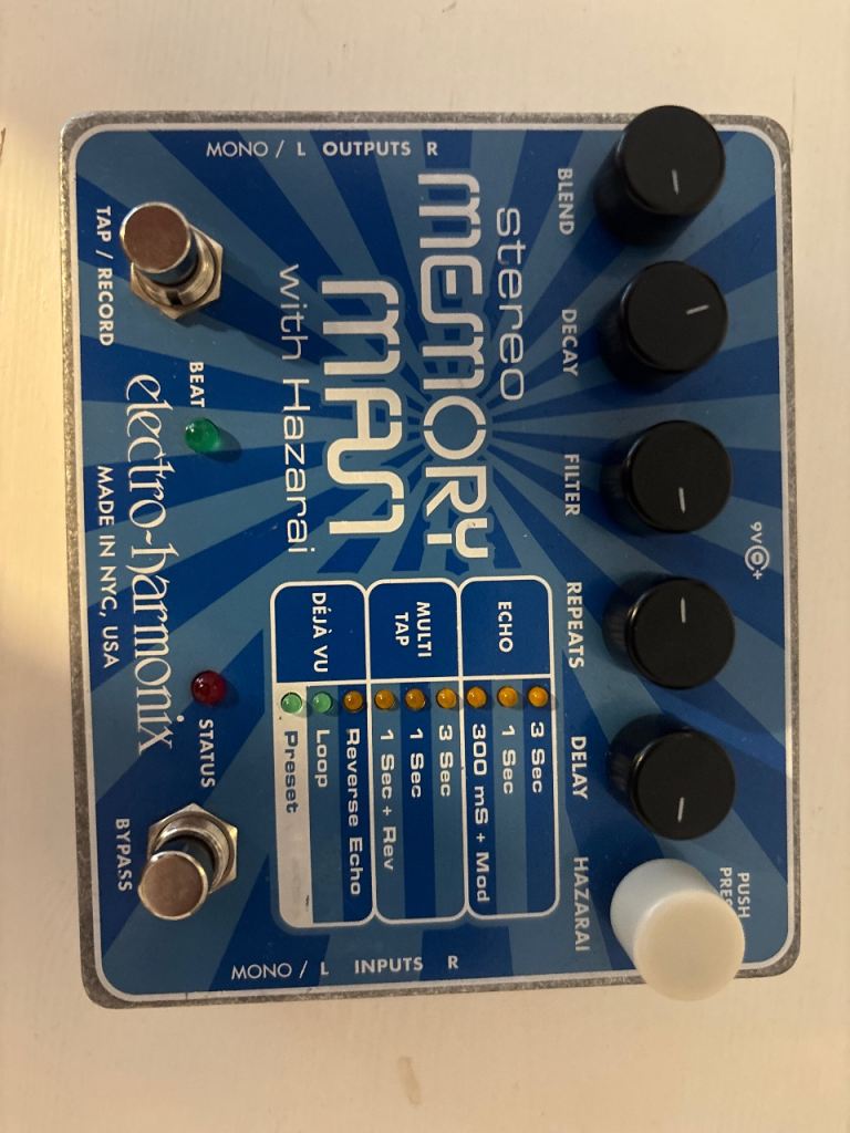 Electro-Harmonix Stereo Memory Man with Hazarai Pedal