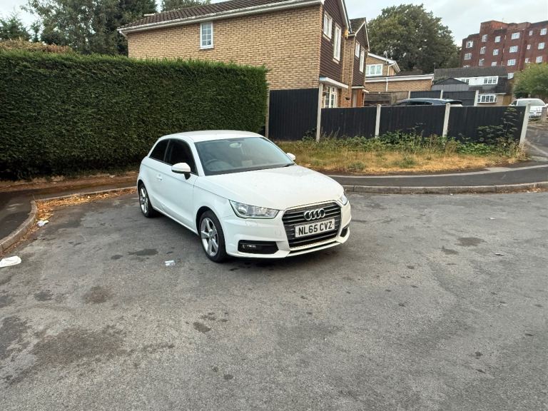 Audi, A1, Hatchback, 2015, Manual, 999 (cc), 3 doors