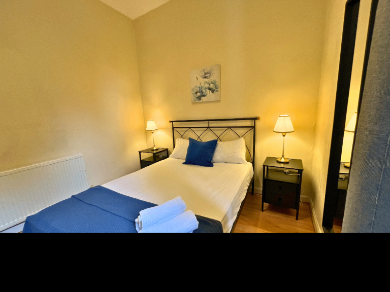 Central 2 bed property - NO REFERENCE REQ - 1 week rent upfront***