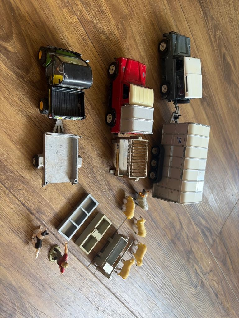 Toy Farm Vehicles & Figures Play Set