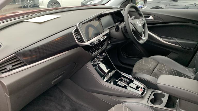 2024 Vauxhall Grandland 1.2 Hybrid [136] Ultimate 5dr e-DCT6 HATCHBACK PETROL Automatic