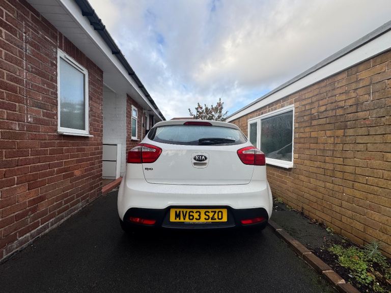 Kia, RIO, Hatchback, 2013, Manual, 1248 (cc), 5 doors
